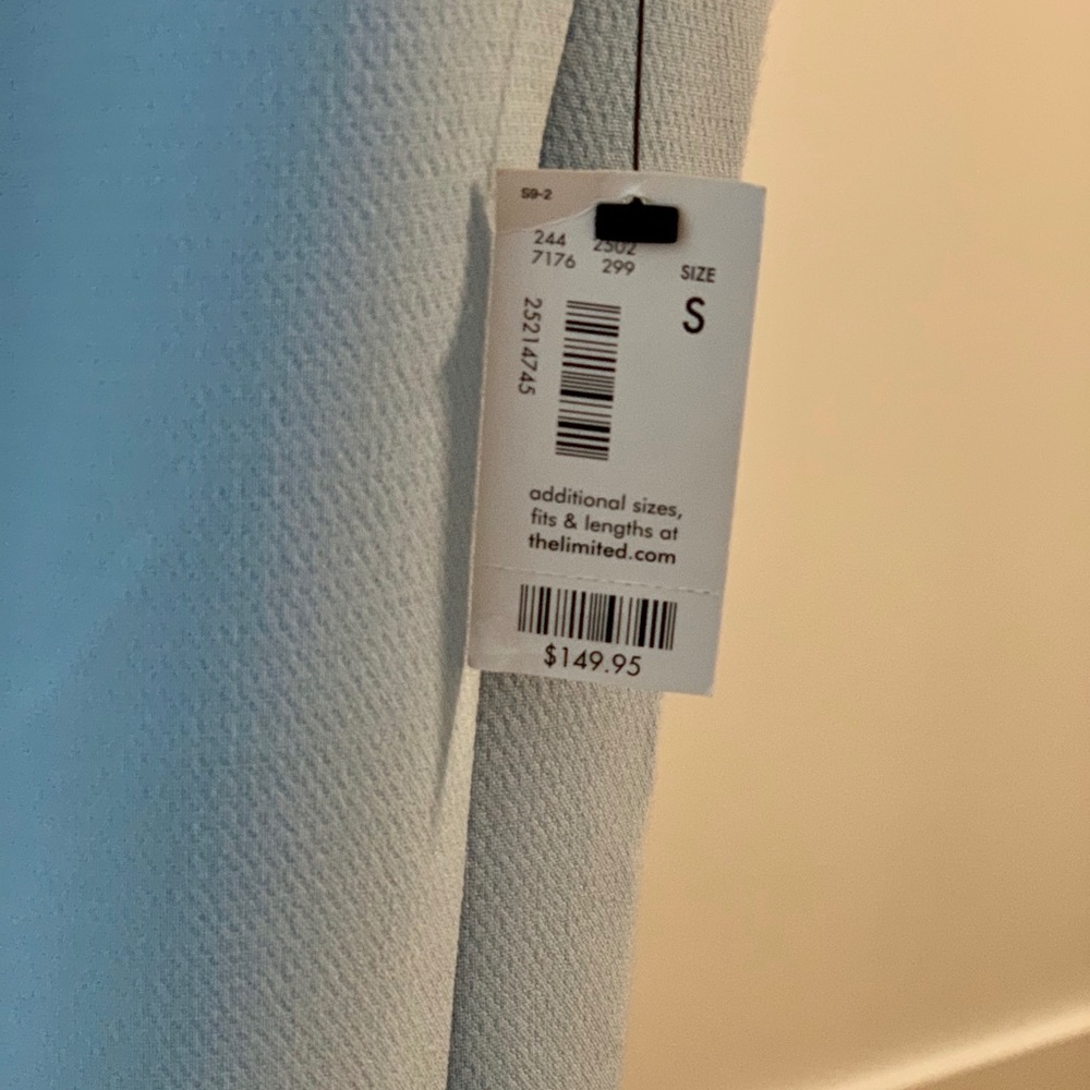 NWT The Limited Baby Blue Long Sleveless Vest - Picture 4 of 6
